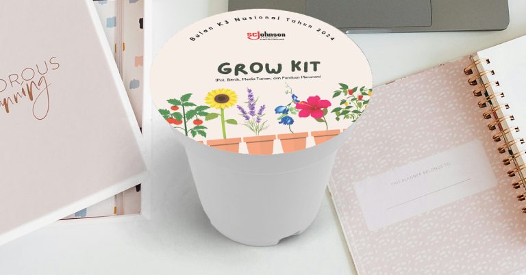 Sc johnson rayakan bulan k3 nasional 2024 dengan souvenir grow kit dari kebun senja